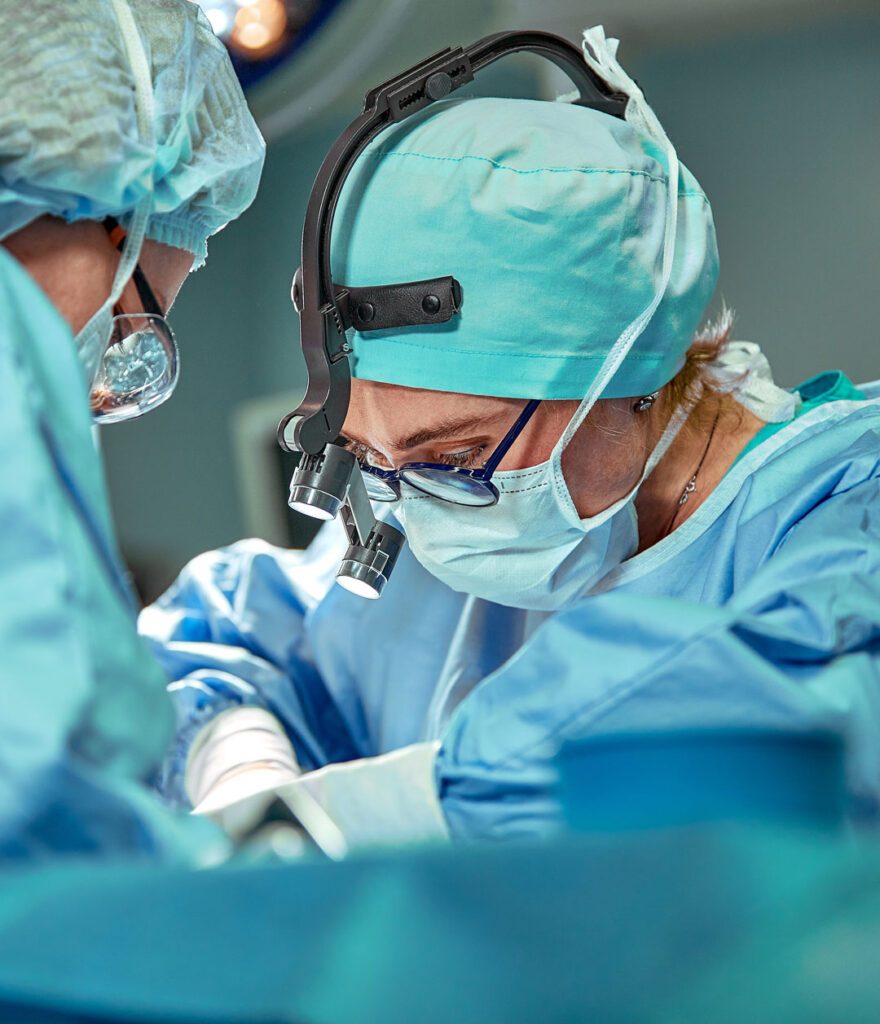Female Surgeons in a surgery set up